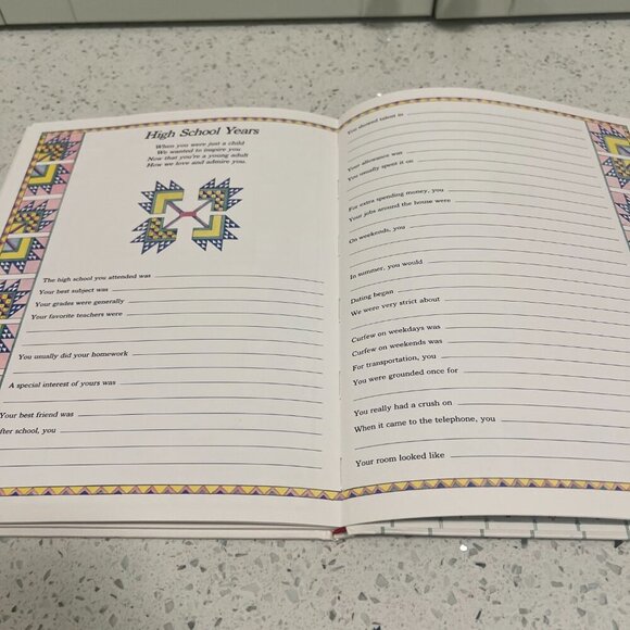 Vintage 90s MOM REMEMBERS Memory Book - Fillable Information About Childhood - Picture 11 of 11